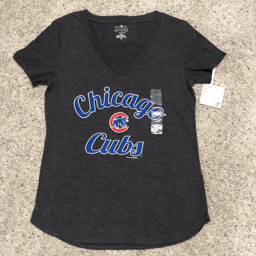 NWT Chicago Cubs t-shirt size adult x-small